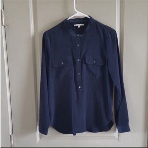 GAP - XS navy blouse. Worn only a few times.